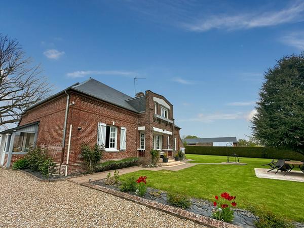 Maison ancienne dépendances Jardin