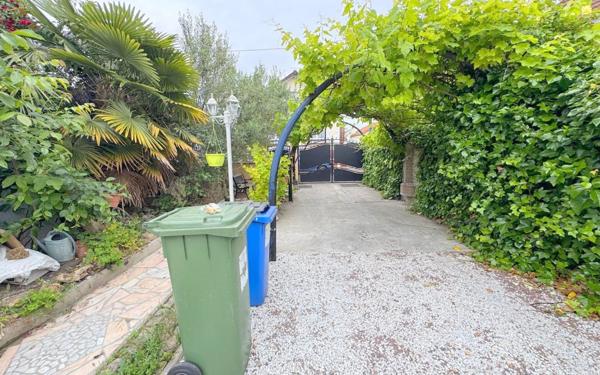 Maison à vendre    3 pièces •  Drancy