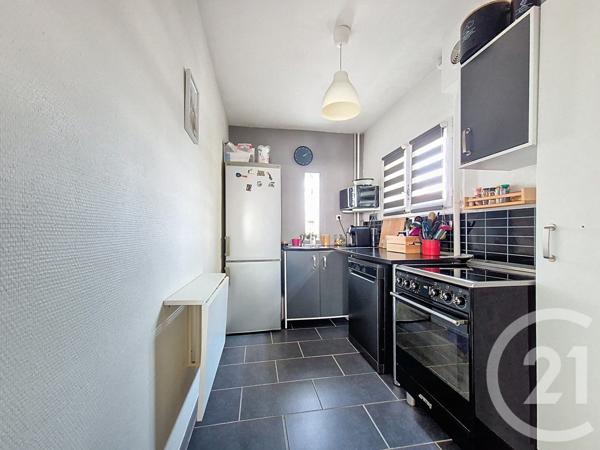 Maison à vendre  4 pièces - 79,59 m2 ST ETIENNE DU ROUVRAY - 76