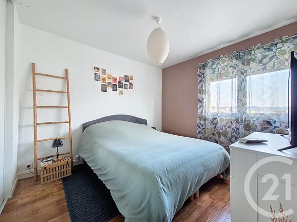 Maison à vendre  4 pièces - 79,59 m2 ST ETIENNE DU ROUVRAY - 76