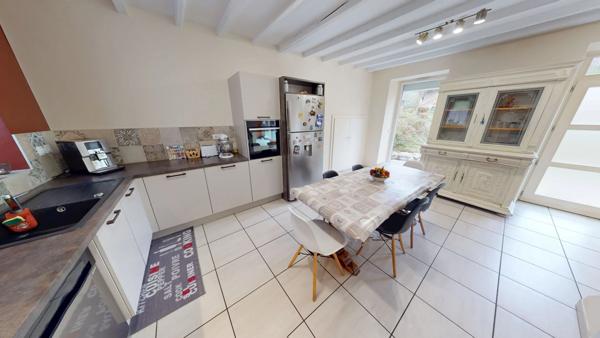 Charmante Maison de Caractère à La Bauche : Un Bien avec du Cachet à Découvrir