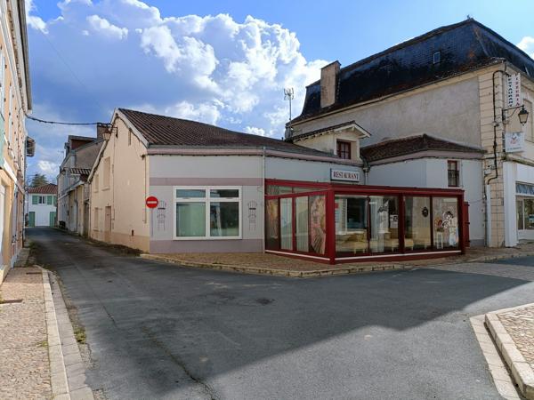 À vendre - Immeuble 174 m² situé à Périgueux (24000)
