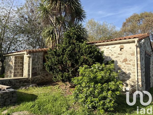 Maison à vendre 5 pièces 201 m² Aubigny-Les Clouzeaux