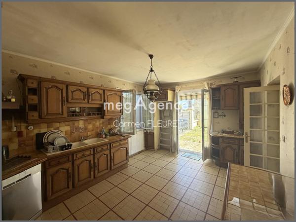 Maison à LE PECHEREAU, 36200 - 6 pièces 134m²