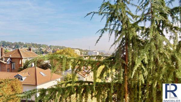 Sèvres (92310) Charmant 2 pièces de 41 m2 meublé avec jolie vue et parking à Sèvres
