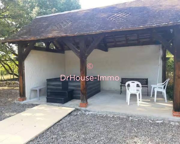 Maison à vendre 16 pièces de 400 m²