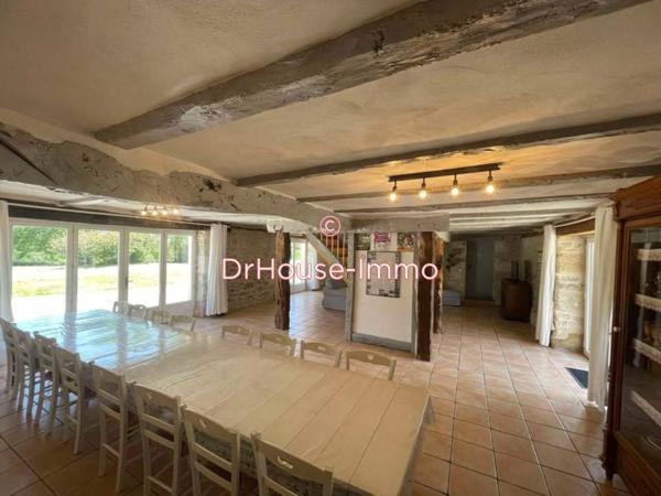 Maison à vendre 16 pièces de 400 m²