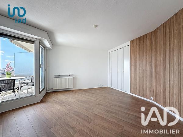 Location appartement 2 pièces 48,79 m² Paris 15