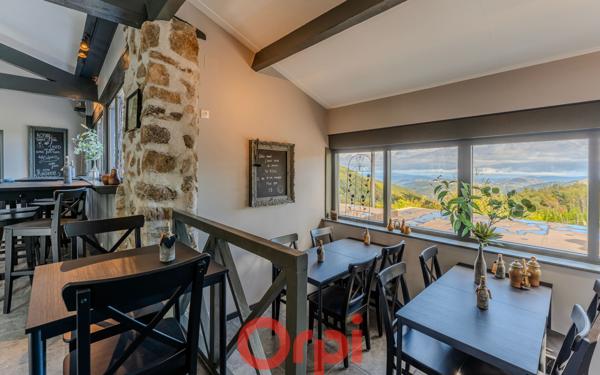 Maison à vendre    4 pièces •  Marcols-les-Eaux