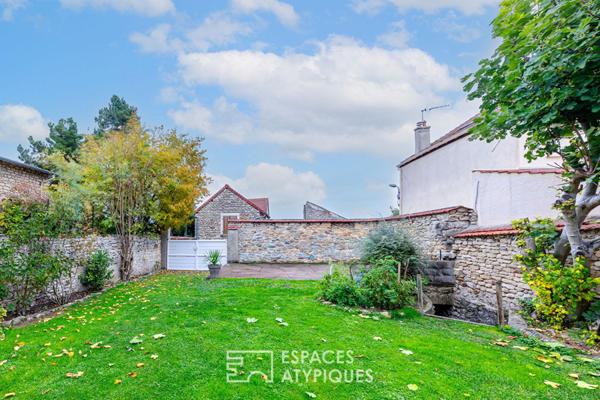 Maison de village de caractère et son studio indépendant au coeur de Bouafle