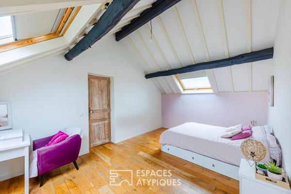 Maison de village de caractère et son studio indépendant au coeur de Bouafle