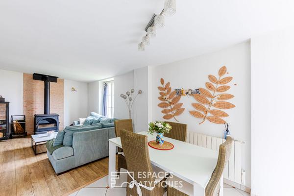 Maison de village de caractère et son studio indépendant au coeur de Bouafle