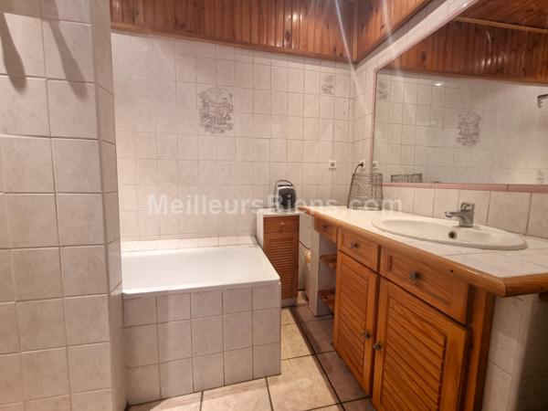  Maison de village avec garage !