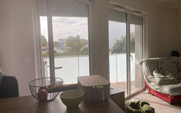 Appartement à vendre    1 pièce • 27,85 m2 La Rochelle