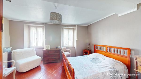 Axe LIMOUX CARCASSONNE MAISON 3 CHAMBRES AVEC COUR.