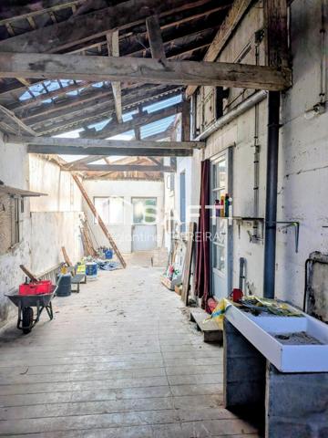 ISSOUDUN, MAISON T4 AVEC GARAGE ET JARDIN.