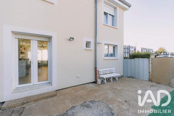 Maison à vendre 4 pièces 77 m² Mont-Saint-Martin
