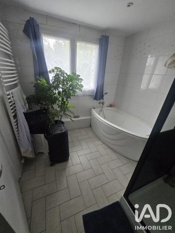 Maison à vendre 4 pièces 77 m² Mont-Saint-Martin
