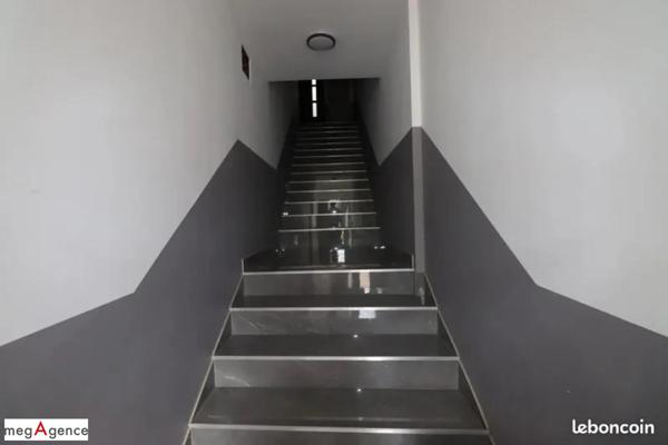 Maison à LA RICAMARIE, 42150 - 6 pièces 164m²