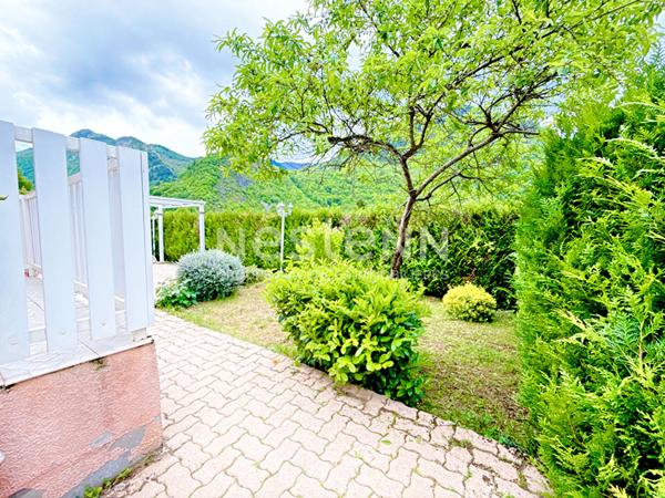 A VENDRE : MAISON T4 PP AVEC JARDIN ET GARAGE AVEC VUE SUR LES MONTAGNES