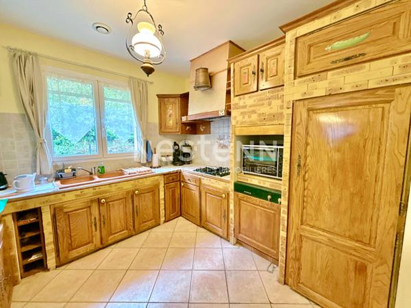 A VENDRE : MAISON T4 PP AVEC JARDIN ET GARAGE AVEC VUE SUR LES MONTAGNES