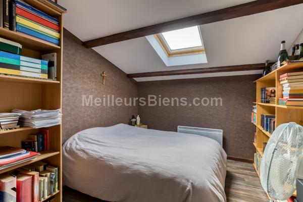 Maison atypique Le Puy-Notre-Dame