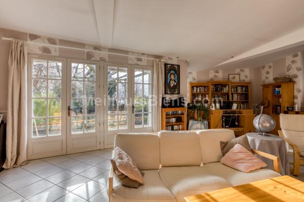 Maison atypique Le Puy-Notre-Dame