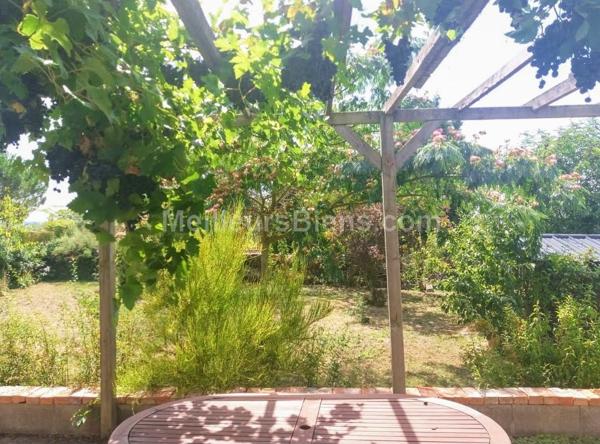 Maison atypique Le Puy-Notre-Dame