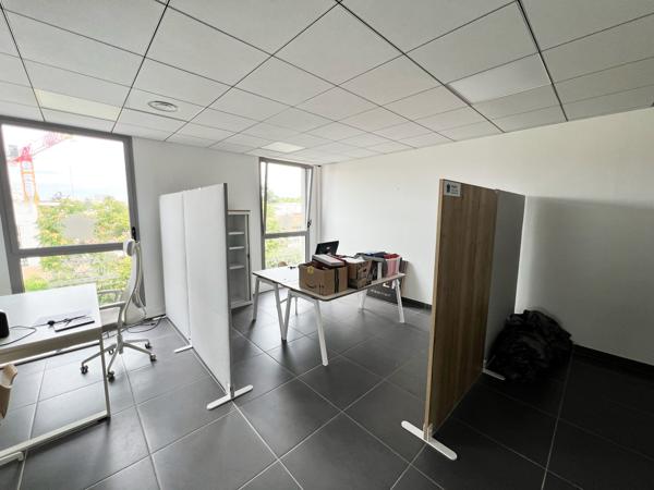 Bureaux équipés à vendre ou à louer à Nîmes accès rapide autoroute