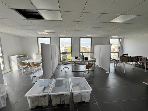 Bureaux équipés à vendre ou à louer à Nîmes accès rapide autoroute