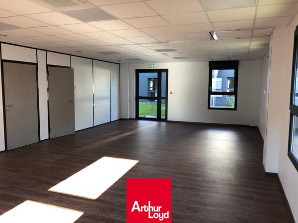 BOURG EN BRESSE - BUREAUX EQUIPES ET CLOISONNES - LOCATION OU VENTE