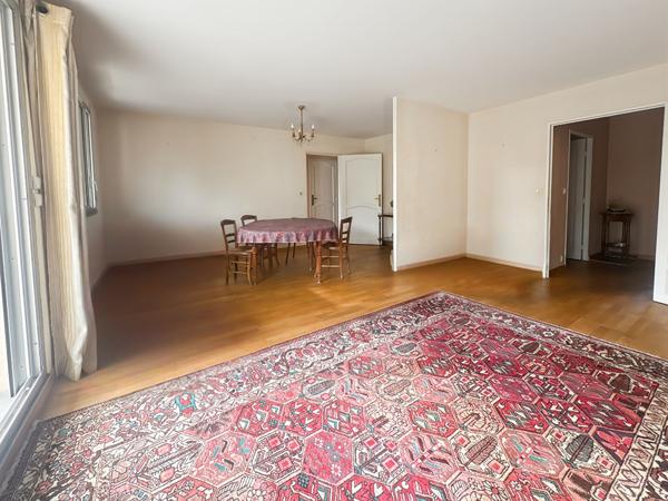 Appartement 5 pièces – 91 m² environ à Rennes (ref : 40836)