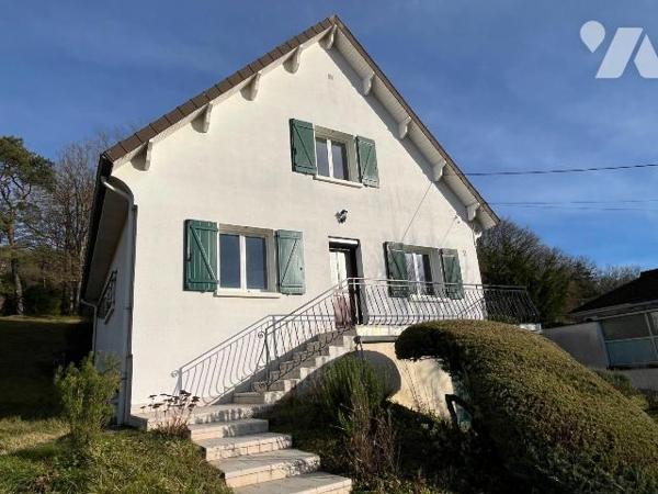 Maison à vendre à Bar sur Seine  (10110), AUBE. Pavillon traditionnel sur sous-sol total, 153 m...