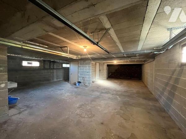 Maison à vendre à Bar sur Seine  (10110), AUBE. Pavillon traditionnel sur sous-sol total, 153 m...