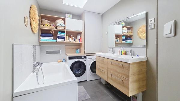 Maison rénovée – 3 chambres & beau jardin