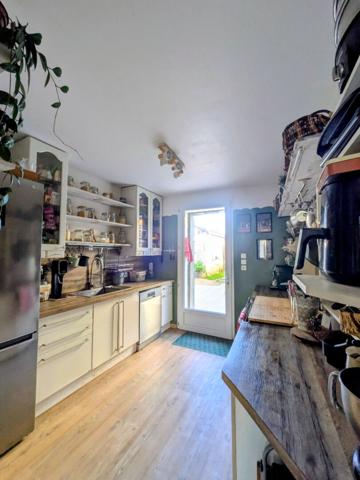 Charmante maison familiale avec jardin enchanteur au coeur de Montmoreau Montmoreau