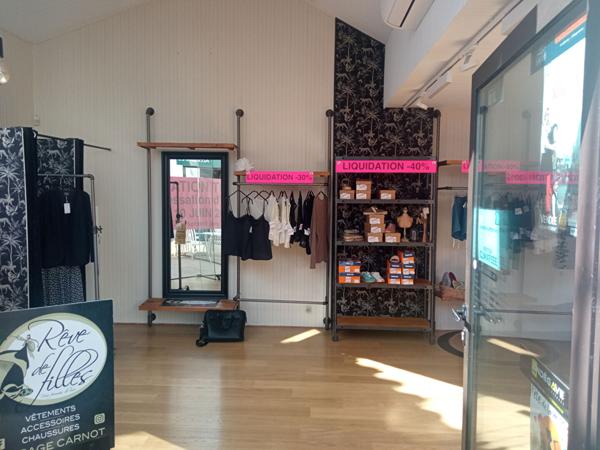 A LOUER A CHALLANS, PASSAGE CARNOT local commercial de 31 m²