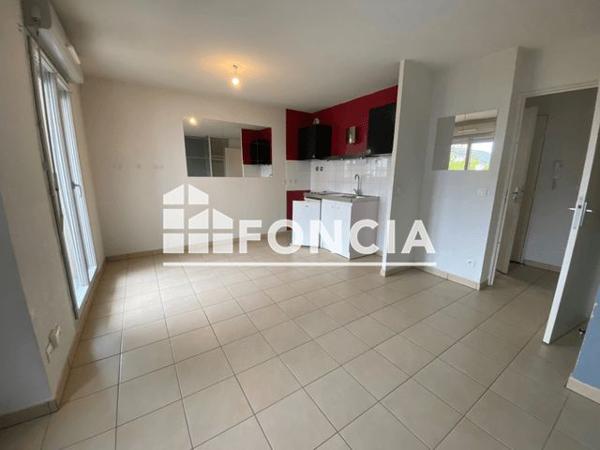 Location Studio 26 m² - 5 RUE DES CHAMPS Acheres 78260