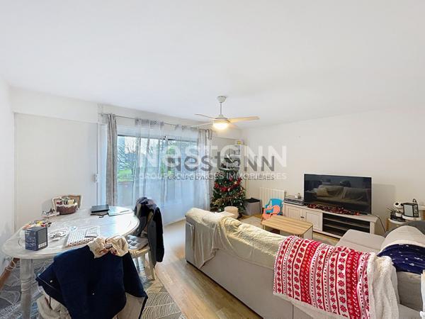 RARE ! Appartement 3 chambres aux portes de Blois - Balcon + 2 parkings - Proche axe autoroutier