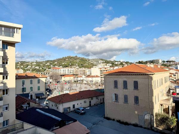 Cannes la bocca, Location 2 pièces meublé