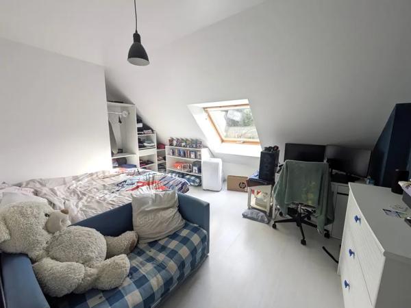 Maison 167m2, 6 chambres, à la sortie de Grandchamp directio