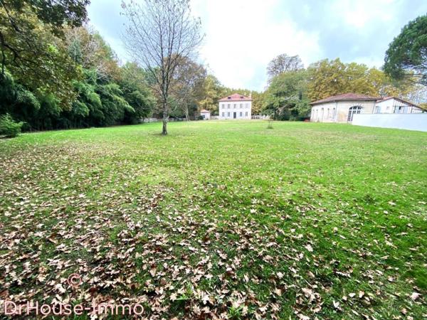 Maison à vendre 8 pièces de 350 m²
