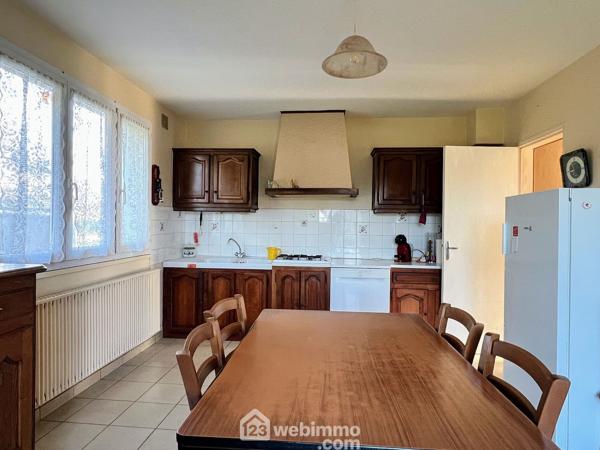Maison 122 m² à Mûrs-Erigné 49610