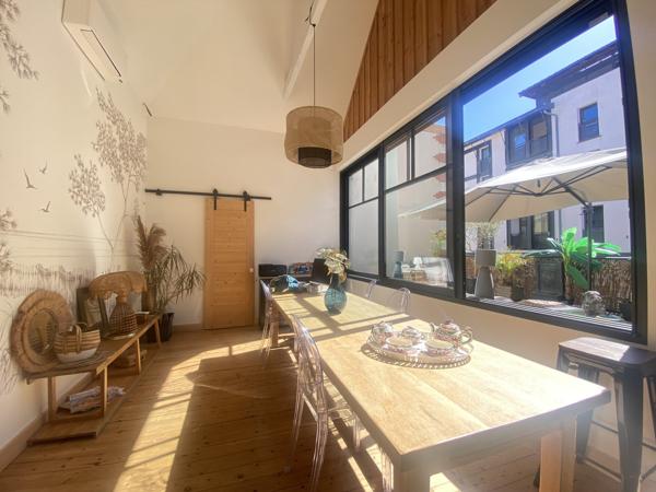 ARCACHON COEUR DE VILLE ! Appartement 7 pièces de 178 m2, terrasse et parking !