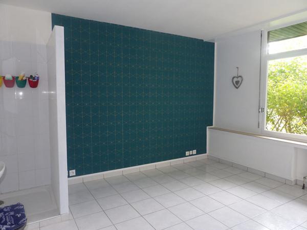 Maison style architecte des années 70 dans un cadre exceptionnel et lumineux.