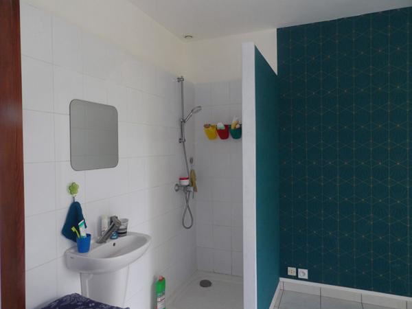 Maison style architecte des années 70 dans un cadre exceptionnel et lumineux.