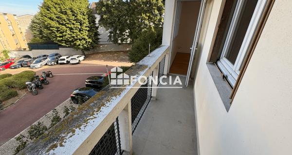 Location Appartement 3 pièces 50.31 m² - Rueil-malmaison 92500