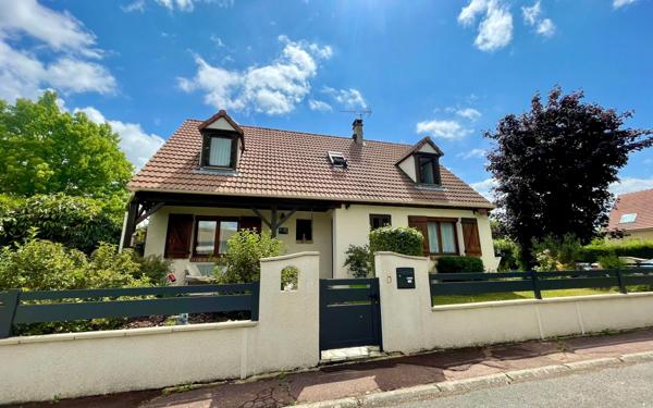 Maison à vendre    6 pièces •  Bures-sur-Yvette