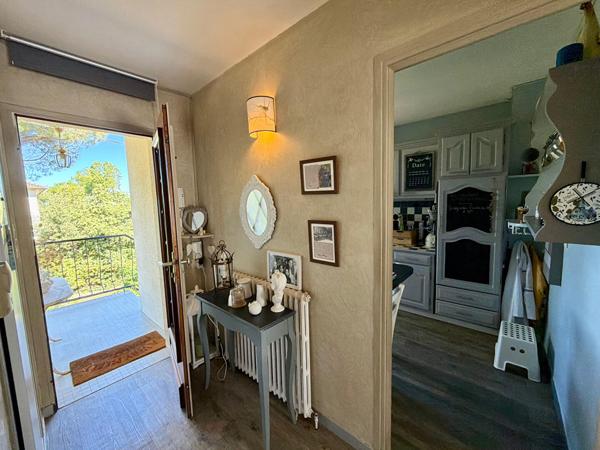 Maison rénovée de 106 m² sur plus de 3 400 m² de terrain clos