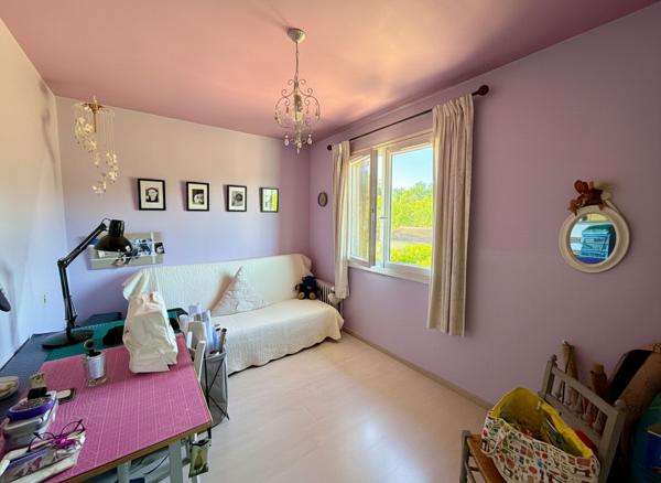 Maison rénovée de 106 m² sur plus de 3 400 m² de terrain clos